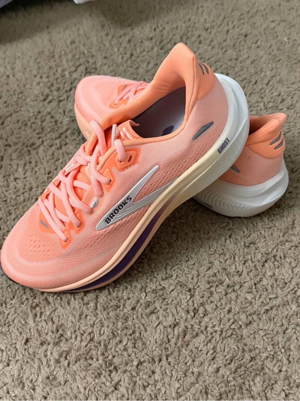 Brooks Women’s Athletic Shoe - Coral Peach with White and Purple Accents NEW 7